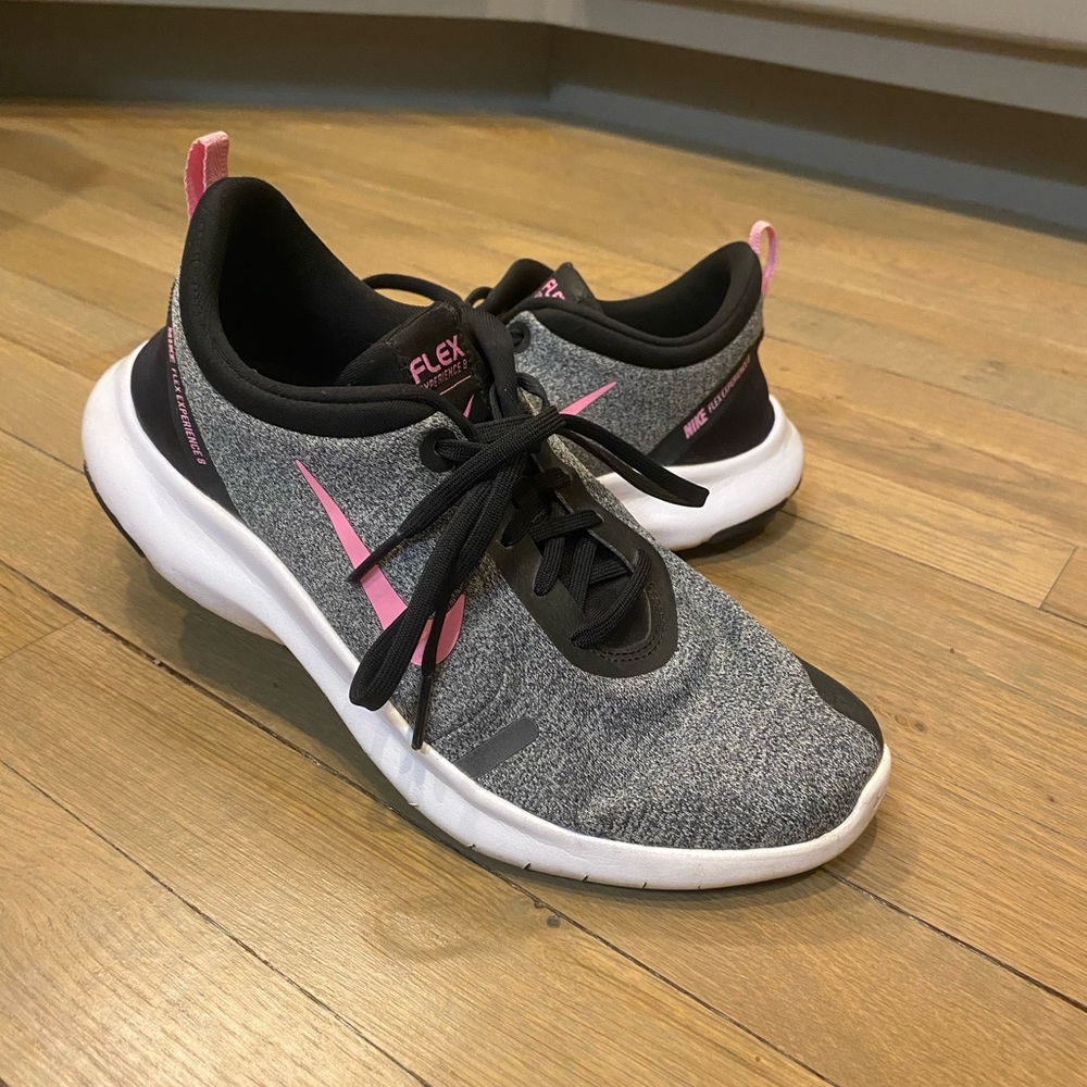 Women’s Nike Flex Tennis Shoes